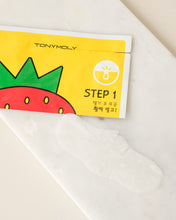 Load image into Gallery viewer, Strawberry Seed 3-Step Nose Pack
